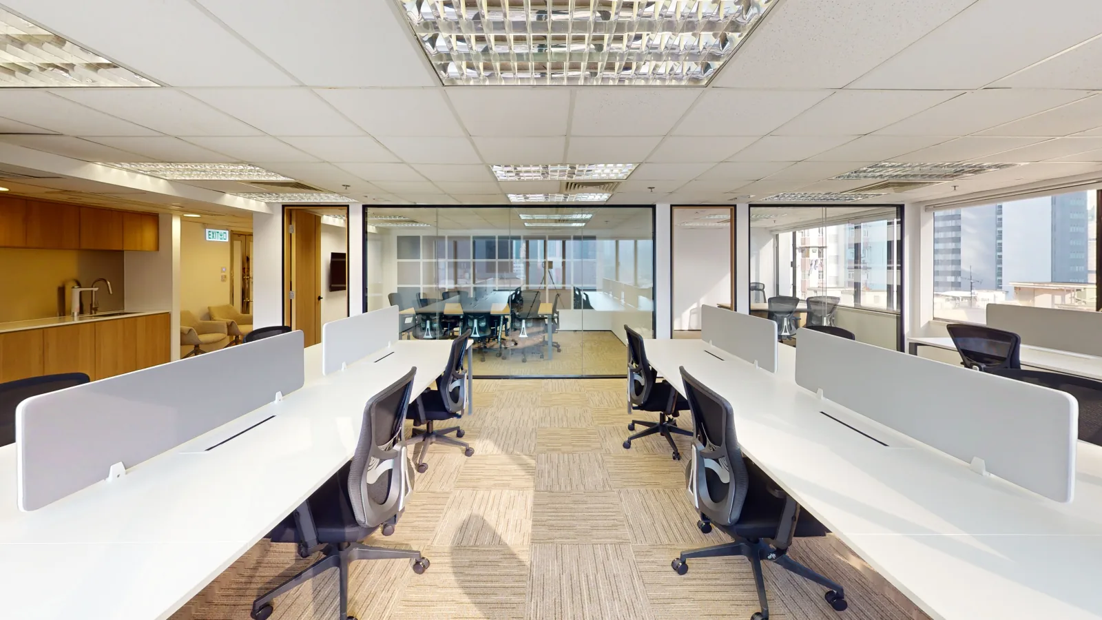 Office at Leighton Centre, Causeway Bay – fitted desks with pantry and meeting room