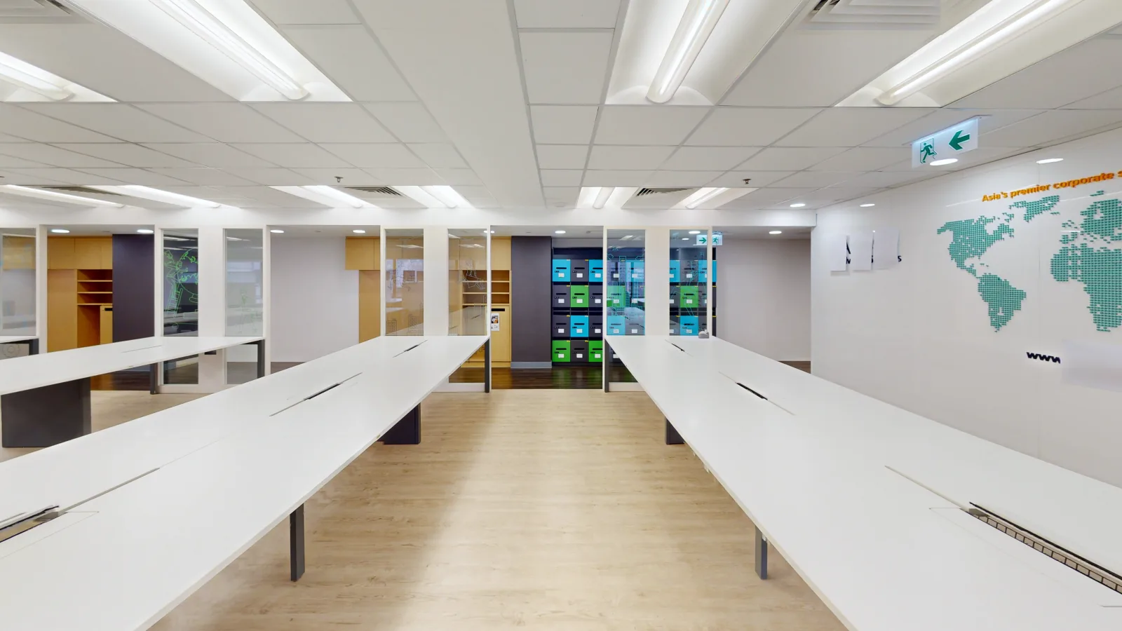 Office at Leighton Centre, Causeway Bay – high-angle open-plan desks