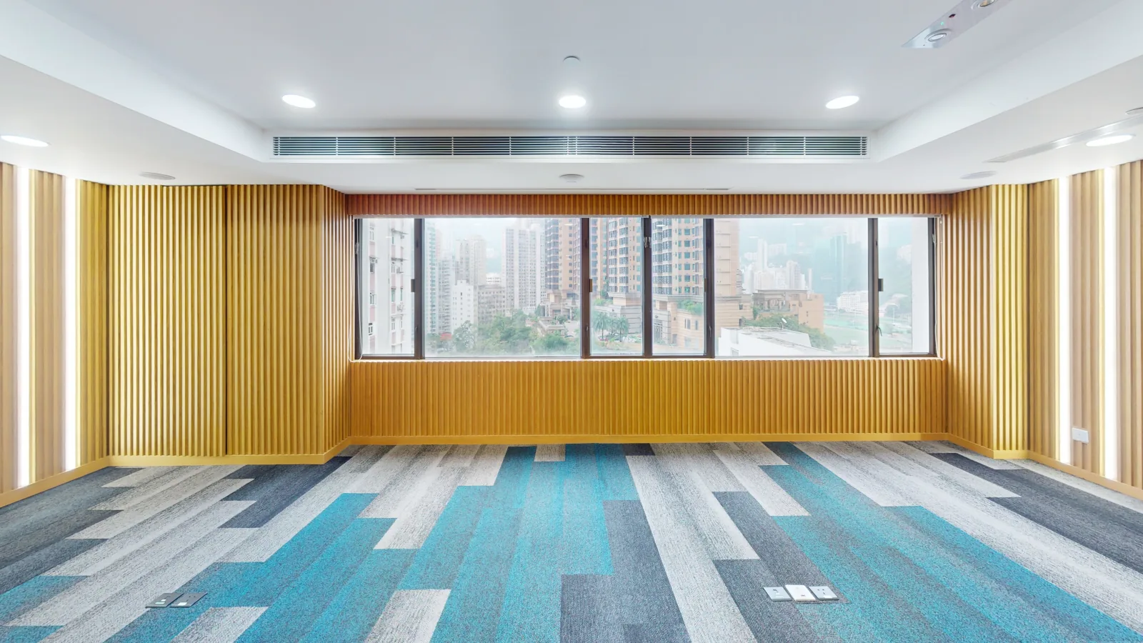 Office at Leighton Centre, Causeway Bay – office meeting or work area