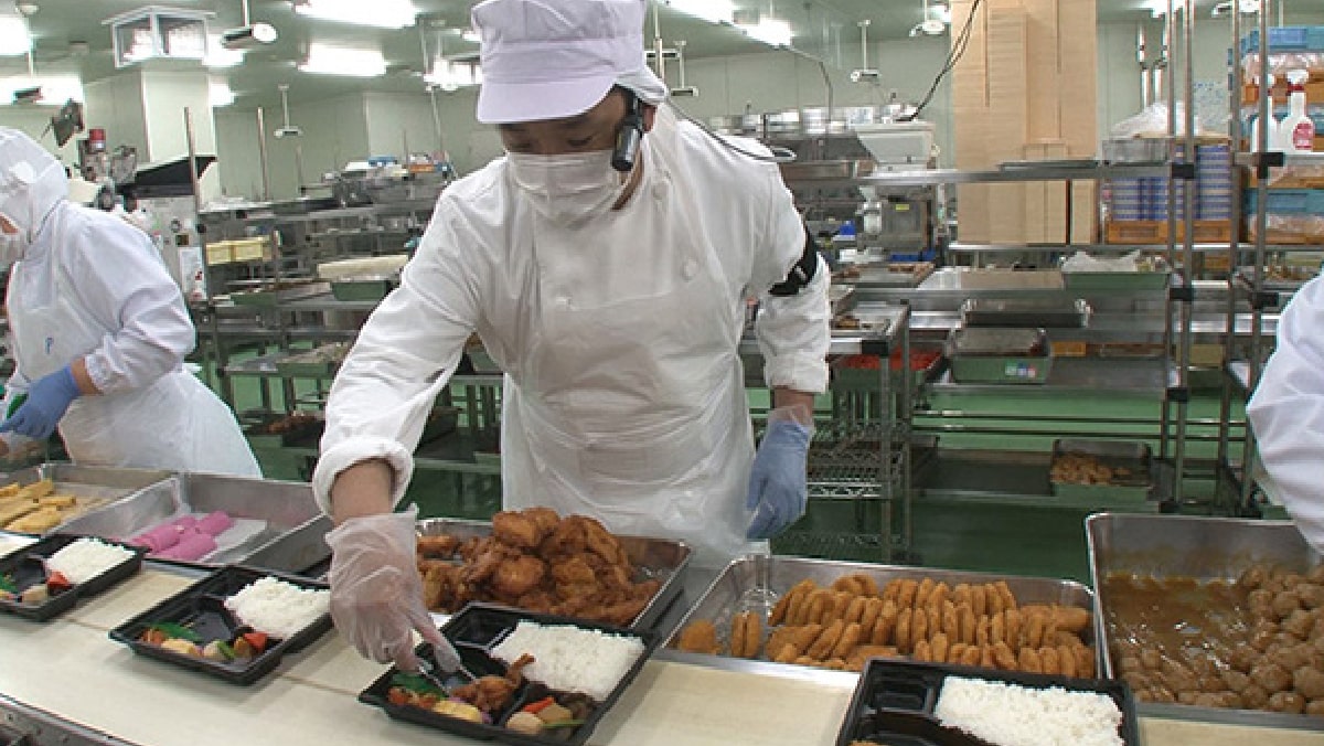 Food Packer Careers in Malaysia: Opportunities & Salaries Guide