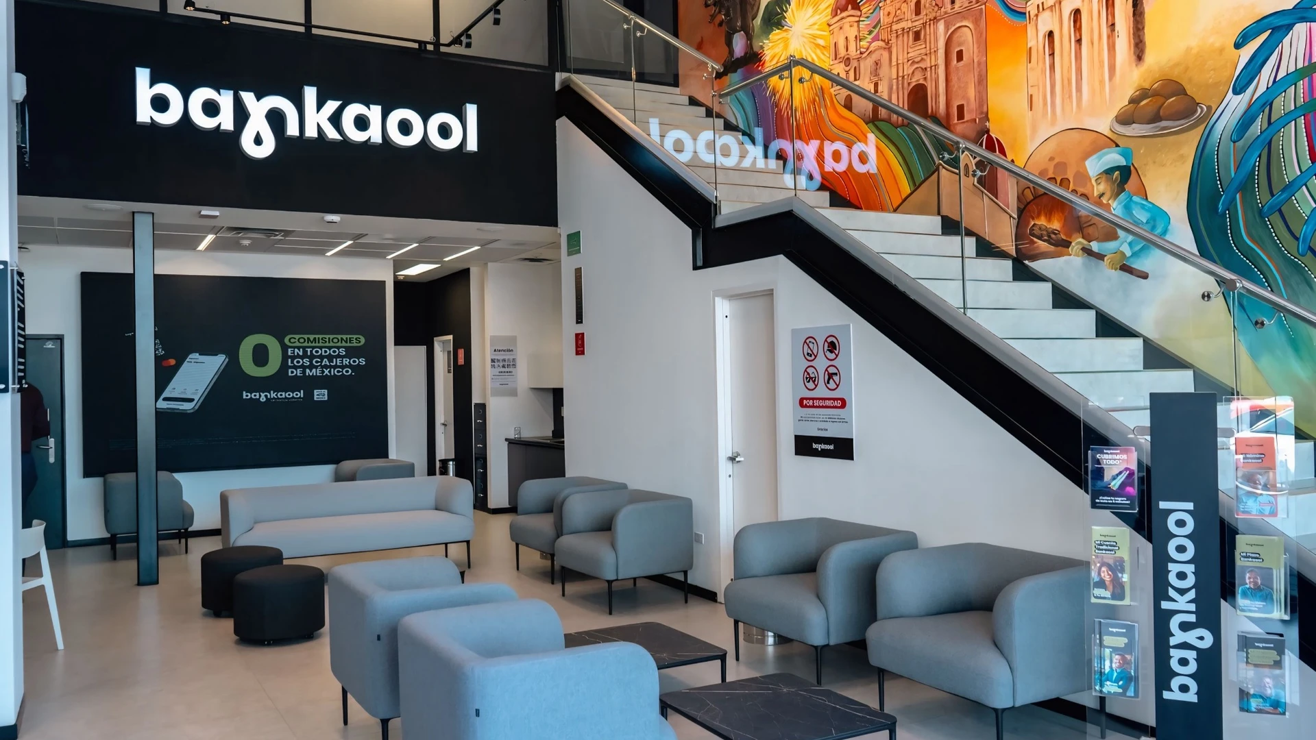 Foto sucursal de Bankaool en Saltillo.