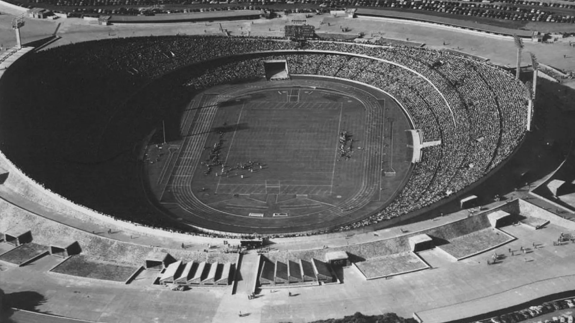 Fotografía antigua del Estadio CU.