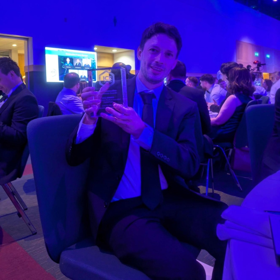Justin Stronge from Simplicity Group with Irish Construction Excellence Award 2026