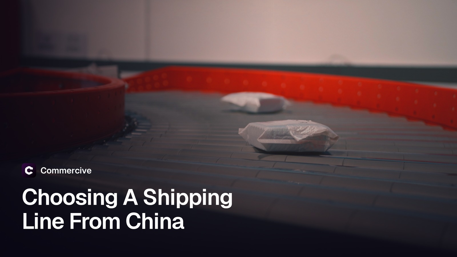 Parcels on a sorting conveyor, with the article title: how to pick a shipping line