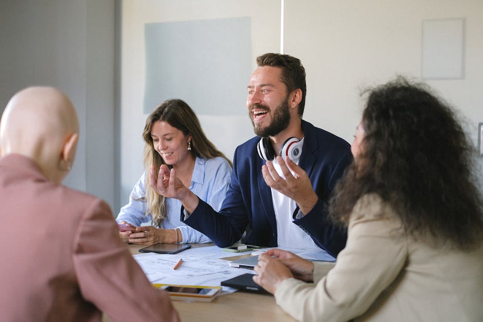 33 Effective Employee Recognition Strategies for a Happier Workforce