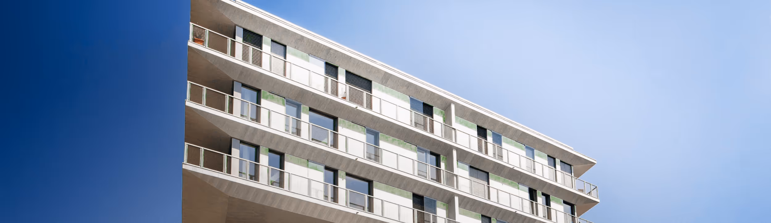 Das baslerbauforum ist eine unabhängige, breit abgestützte Gruppierung von Meinungs- und Entscheidungsträgern aus der Bau- und Immobilienbranche sowie aus Wirtschaft und Politik, welche sich für die räumliche, verkehrstechnische, bauliche und demografische Entwicklung der Stadt und trinationalen Region Basel interessiert und engagiert.
