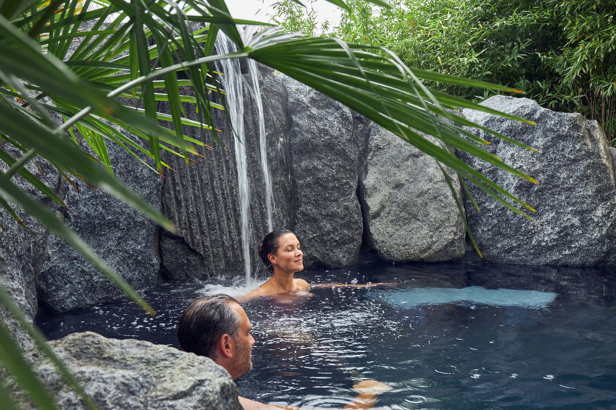 Heiße Quelle im Fort Resort Beemster auf der Insel Klein-Bali.