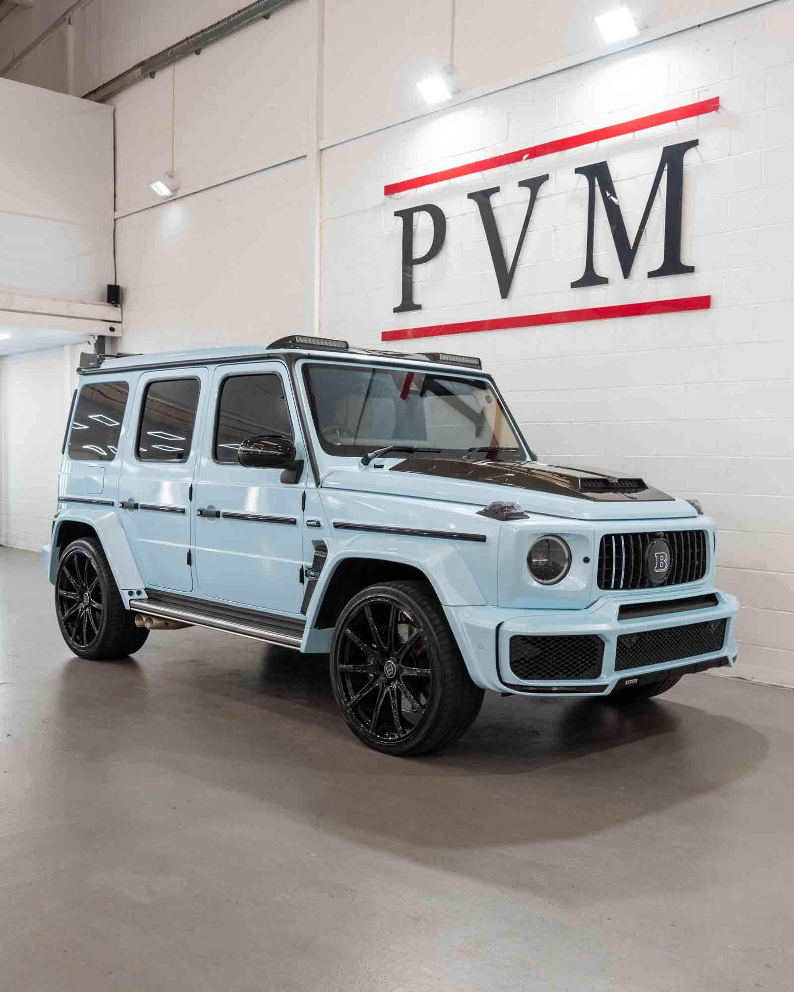 Example image of a Rolls Royce with Dechrome on the doors trims and grill area