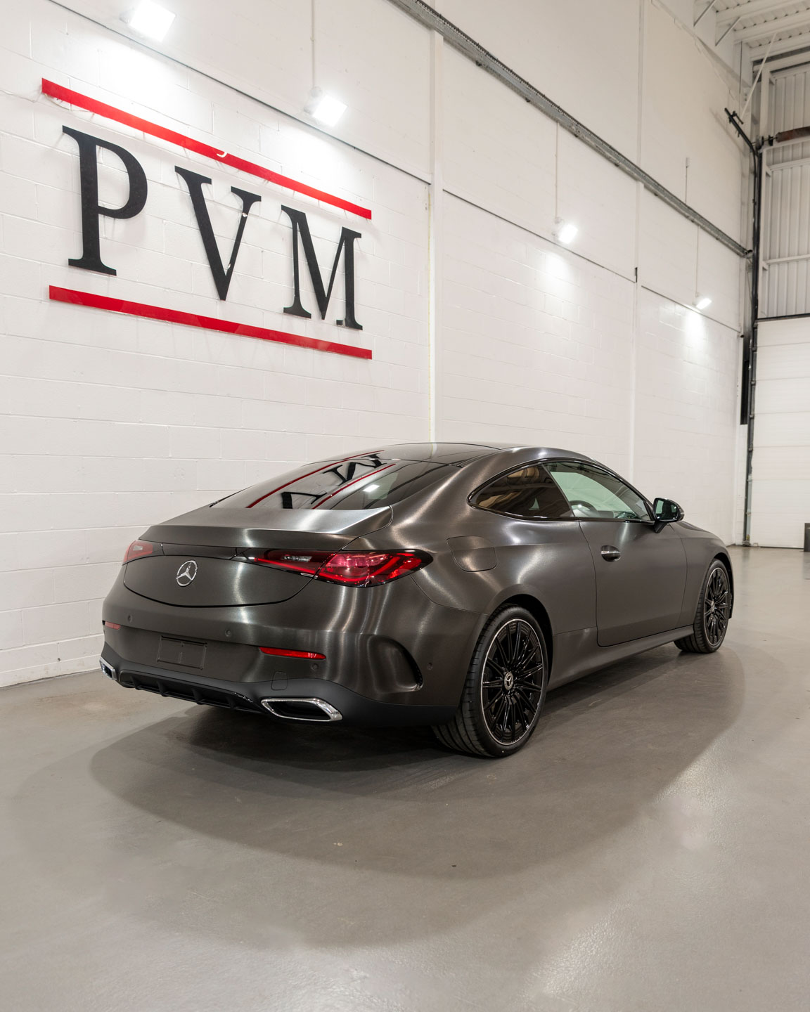 Example image of a Rolls Royce with Dechrome on the doors trims