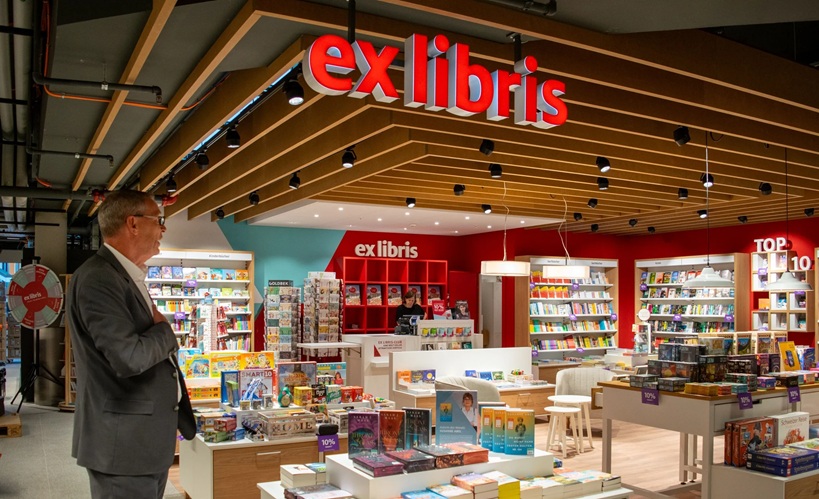 Auf 80 Quadratmetern finden Kundinnen und Kunden Bücher, Spiele und Geschenkideen von Ex Libris.