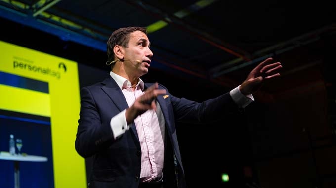 Plädoyer für eine «Predictive Economy» und den Abschied von rückwärtsgewandten Erfahrungsschätzen: Sven Gábor Jánszky. 230530_uAdmgJrC