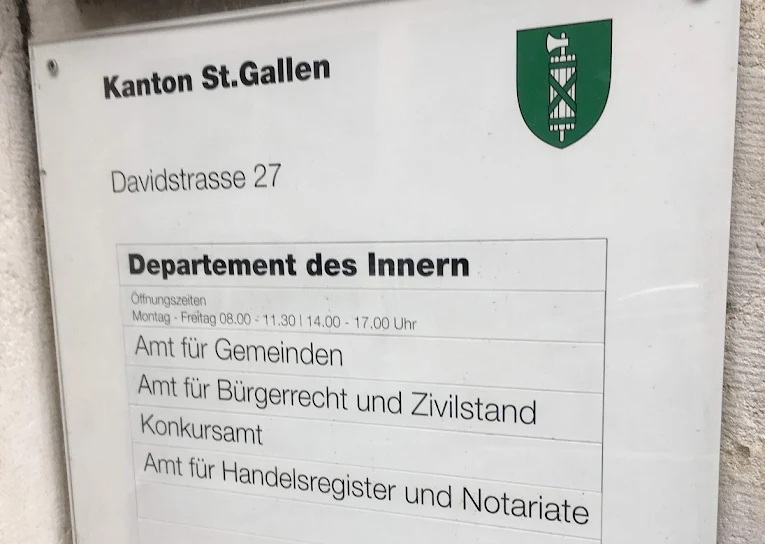 Der Eingang zum Handelsregister des Kantons St.Gallen. 231275_rSZeSzHk