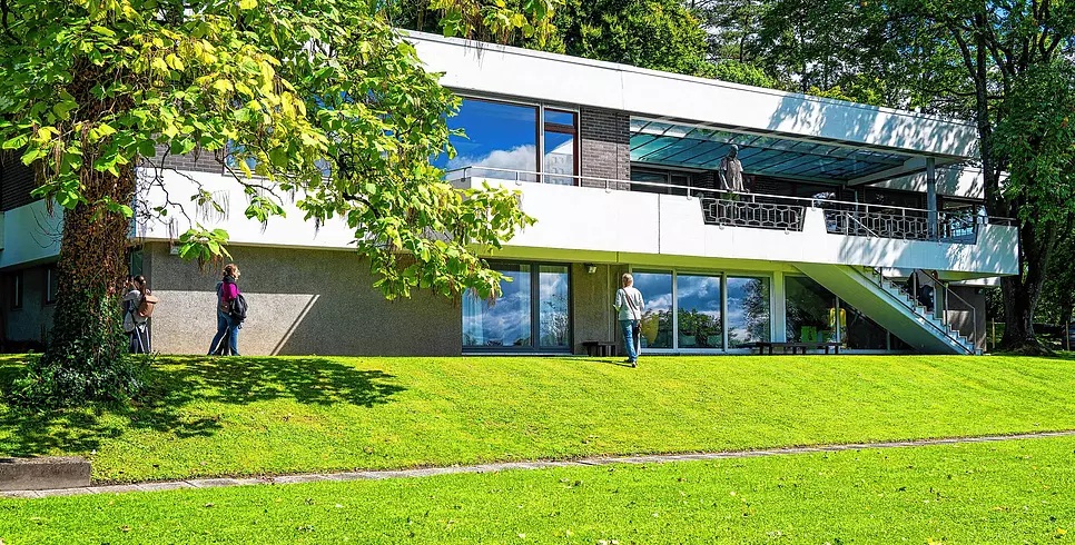 Das Josef-Wagner-Haus, Hauptsitz der Stiftung, in Friedrichshafen. 231364_qhAFZzMV