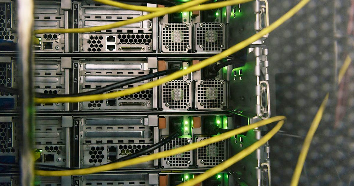 Zahlreiche Internetplattformen funktionierten am Montagvormittag nicht mehr.