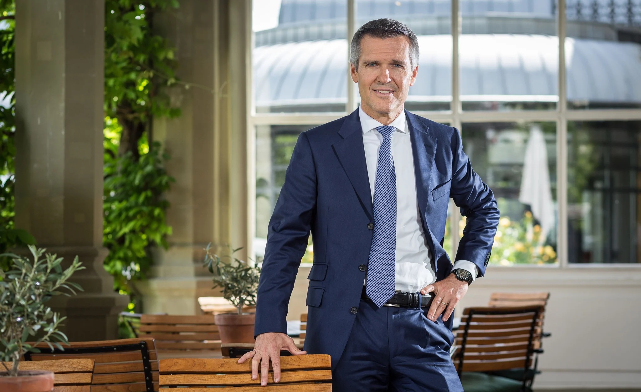 Lukas Gähwiler, Chef UBS Schweiz, tritt zurück. 233104_SzrfTWrb