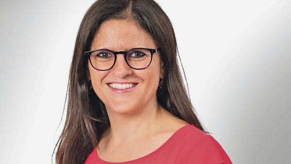 Im Anschluss an ihre Ausbildung als Primarlehrerin absolvierte Jennifer Abderhalden an der HSG ein Doppelstudium.