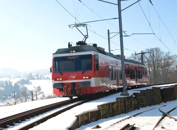 Der Stadler-Zug Baujahr 1998 auf der Linie Rorschach–Heiden. Der Stadler-Zug Baujahr 1998 auf der Linie Rorschach–Heiden.