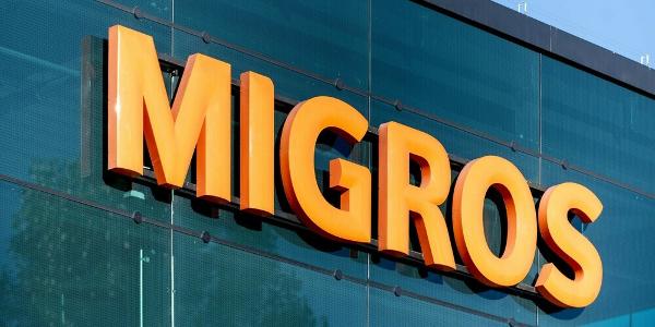 Der Bahnhof St.Gallen lässt es zu, während grosszügiger Öffnungszeiten an sieben Tagen der Woche einen Supermarkt zu betreiben.