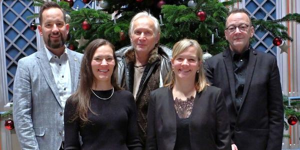 Dionys Widmer, Nadine Langenegger-Graf, Beat Antenen, Silvana Gloor und Rudolf Lutz. (v.l.)