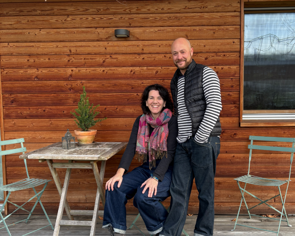 Die Gastgeber: Sandra Neff & Sam Boonkue.