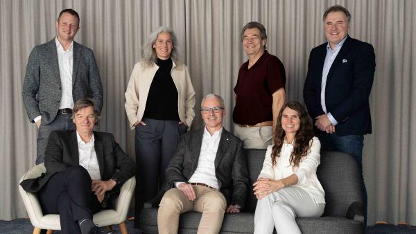 Philipp Lüscher, Wolfgang Rohner, Diana Tagliaferro-Schmid, Christian Huber, Roland Schmid, Natalie Schmid und Stefan Gritsch. Nicht im Bild: Günther Lehner.