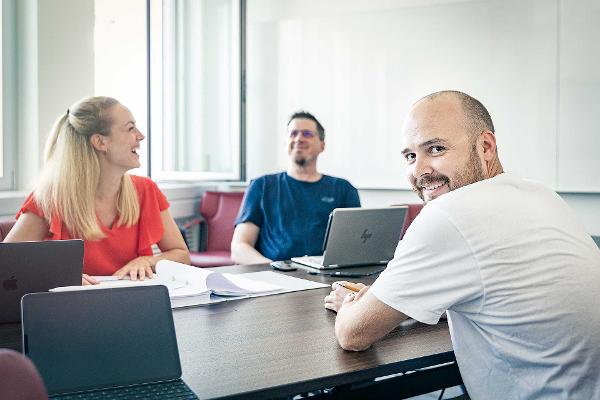 Was am Ende zählt, ist der Transfer des erworbenen Wissens in den beruflichen Alltag. Was am Ende zählt, ist der Transfer des erworbenen Wissens in den beruflichen Alltag.