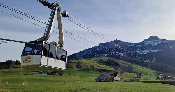 Alljährliche Revisionsarbeiten bei der Seilbahn Hoher Kasten. Alljährliche Revisionsarbeiten bei der Seilbahn Hoher Kasten.