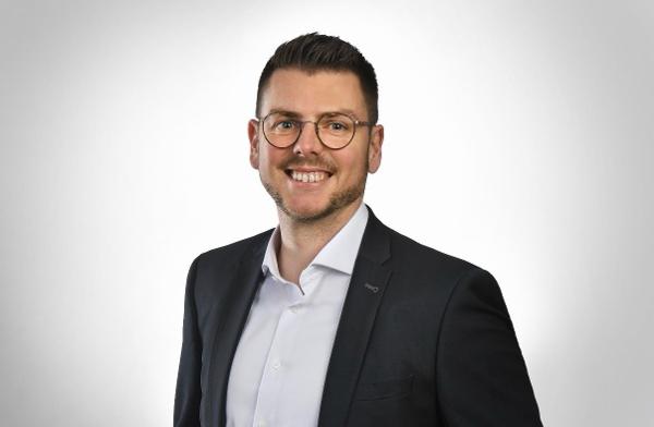 Andy Berger (38) ist verheiratet, Vater von zwei Söhnen und lebt mit seiner Familie in Altstätten. Andy Berger (38) ist verheiratet, Vater von zwei Söhnen und lebt mit seiner Familie in Altstätten.