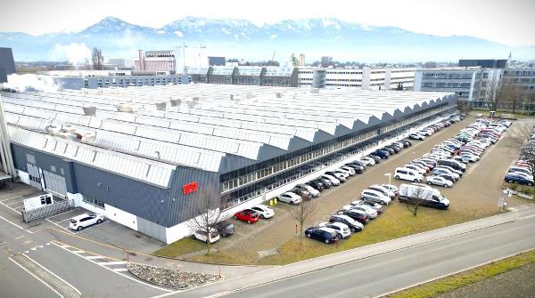 Belastet wurde das Geschäft vor allem durch die schwache Nachfrage in der europäischen Automobilindustrie und der industriellen Fertigung.