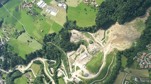 1967 nahm die Stadt St.Gallen auf dem Gebiet der Politischen Gemeinde Gaiserwald die Deponie Tüfentobel in Betrieb, als Ersatz für den «Gallemescht» in der Waldau.