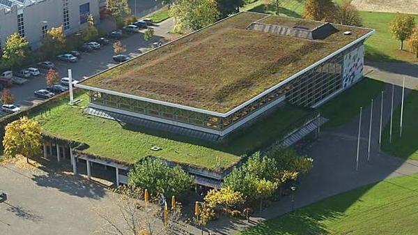 Luftaufnahme vom Arboner Seeparksaal.