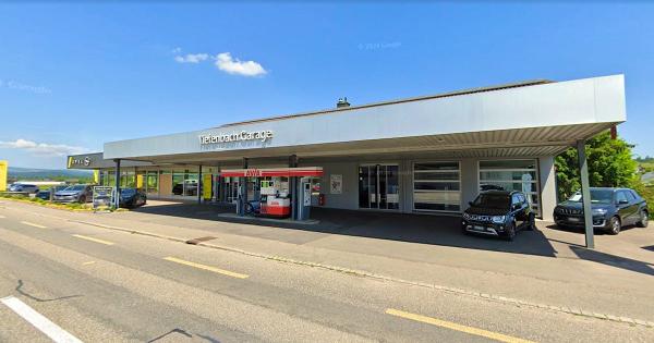 Nach fast 60 Jahren stellt die Tiefenbach-Garage in Schlatt TG ihren Betrieb Ende Juni ein. (Bild Google Maps)