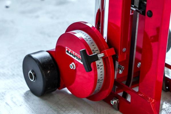 Die Harald Zahn GmbH im deutschen Wiesloch entwickelt und produziert qualitativ hochwertige und innovative Flachdach-Befestigungssysteme.