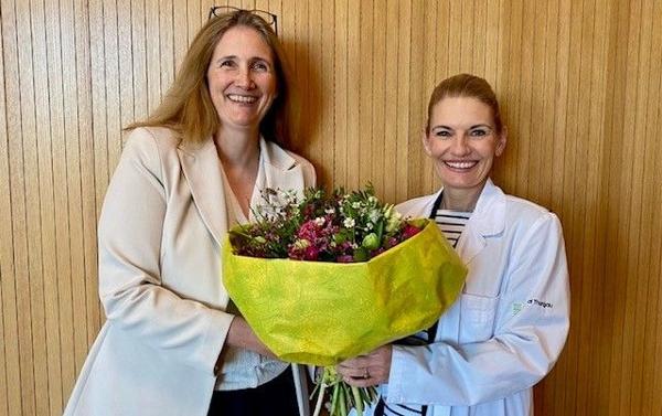 Christine Manser (rechts). Christine Manser (rechts).