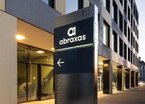 Abraxas verbesserte 2025 die finanziellen Kennzahlen auf breiter Front. Abraxas verbesserte 2025 die finanziellen Kennzahlen auf breiter Front.