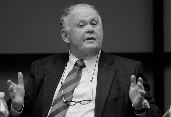 Peter Nobel war an der Uni Zürich und an der HSG als Professor tätig.
