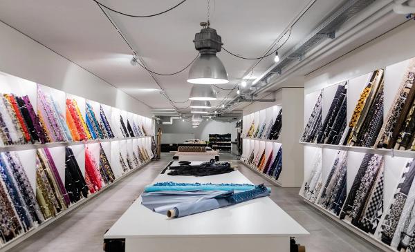Die Exporte haben abgenommen: Textilien im Showroom von Forster Rohner in St.Gallen.