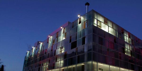 Das ehemalige Hotel Cube in Savognin, hier kurz nach der Eröffnung 2005.