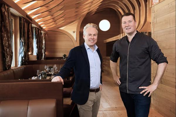 Sie führen im «Appenzeller Huus» Regie: Inhaber Jan Schoch, Küchenchef Michael Gollenz. (v.l.)