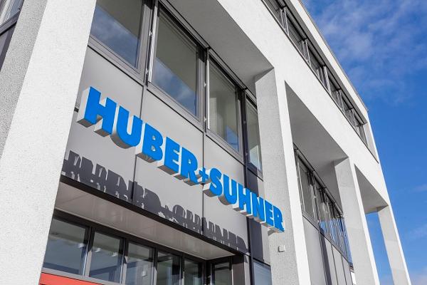 Ingun trägt komplementäre Technologien bei, verbreitert den Kundenzugang und stärkt die Position von Huber+Suhner als Anbieter von End-to-End-Testlösungen.