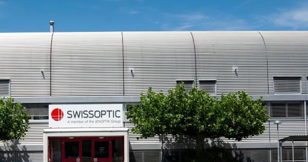 Die SwissOptic AG gehört zum global tätigen Technologiekonzern Jenoptik und ist auf hochpräzise, kundenspezifische Optik für Anwendungen in der lichtnutzenden Industrie spezialisiert. Die SwissOptic AG gehört zum global tätigen Technologiekonzern Jenoptik und ist auf hochpräzise, kundenspezifische Optik für Anwendungen in der lichtnutzenden Industrie spezialisiert.