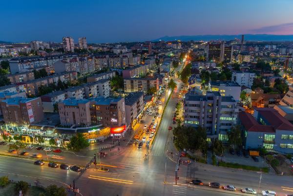 Blick auf Prishtina, die Hauptstadt des Kosovo.