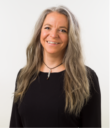 Jennie Tegnér, Finfo