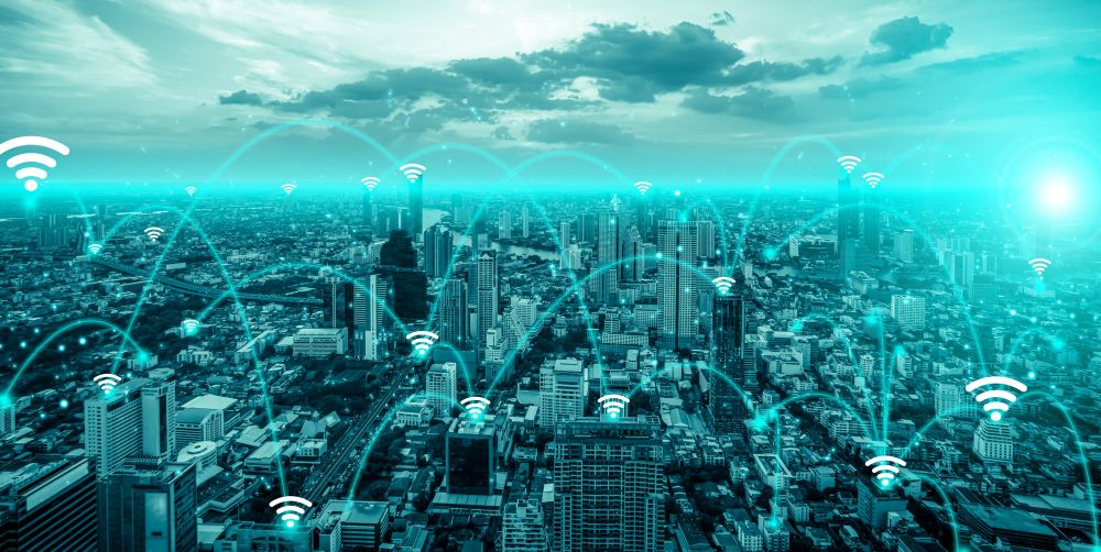 5G-Powered Smart City Solutions for Seamless Connectivity