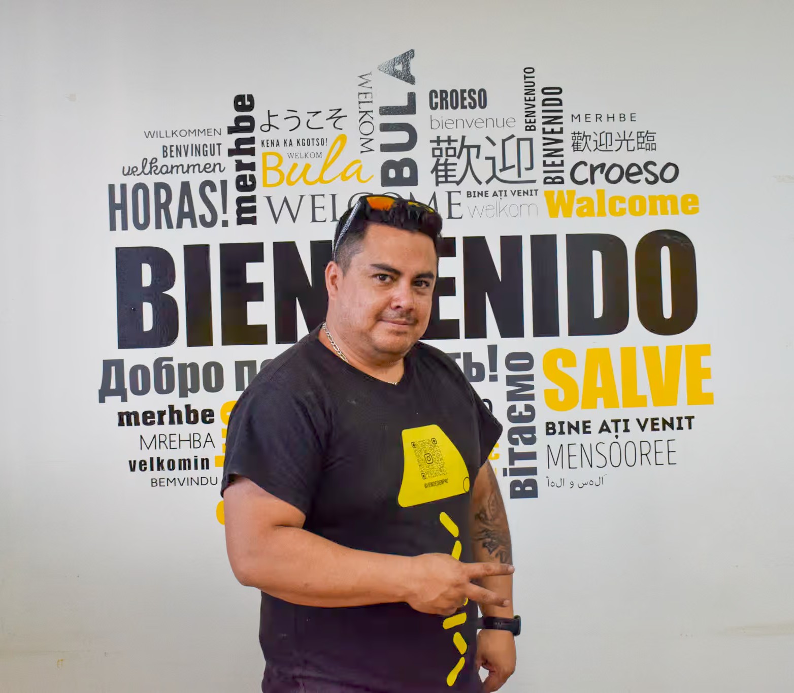 Contadora de la empresa de stands, arquitectura, de islas comerciales y stands
