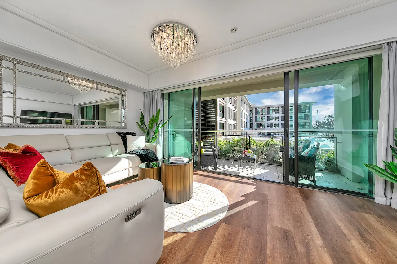 Serviced Apartments vs Hotel: Auckland Business Trips