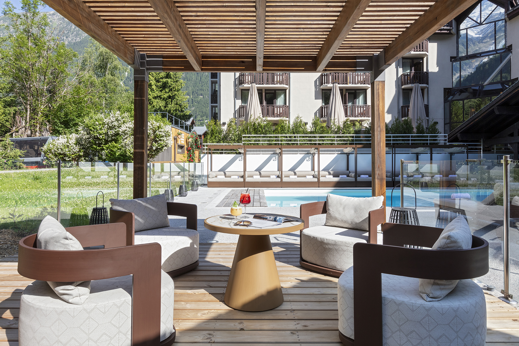Enjoy a tasty moment and a relaxing moment at the hotel Les Aiglons