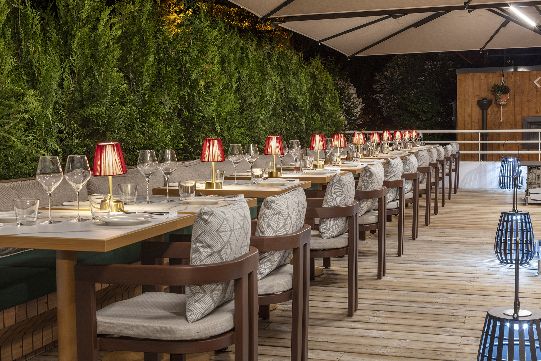 Terrasse du restaurant Casa Nonna à l'hôtel Les Aiglons