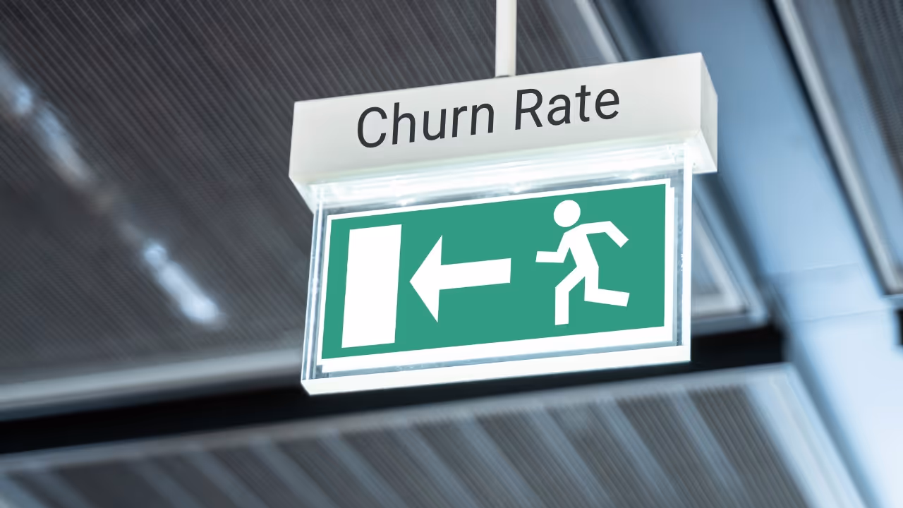 How To Calculate Churn Rate: Key Formula & Tips
