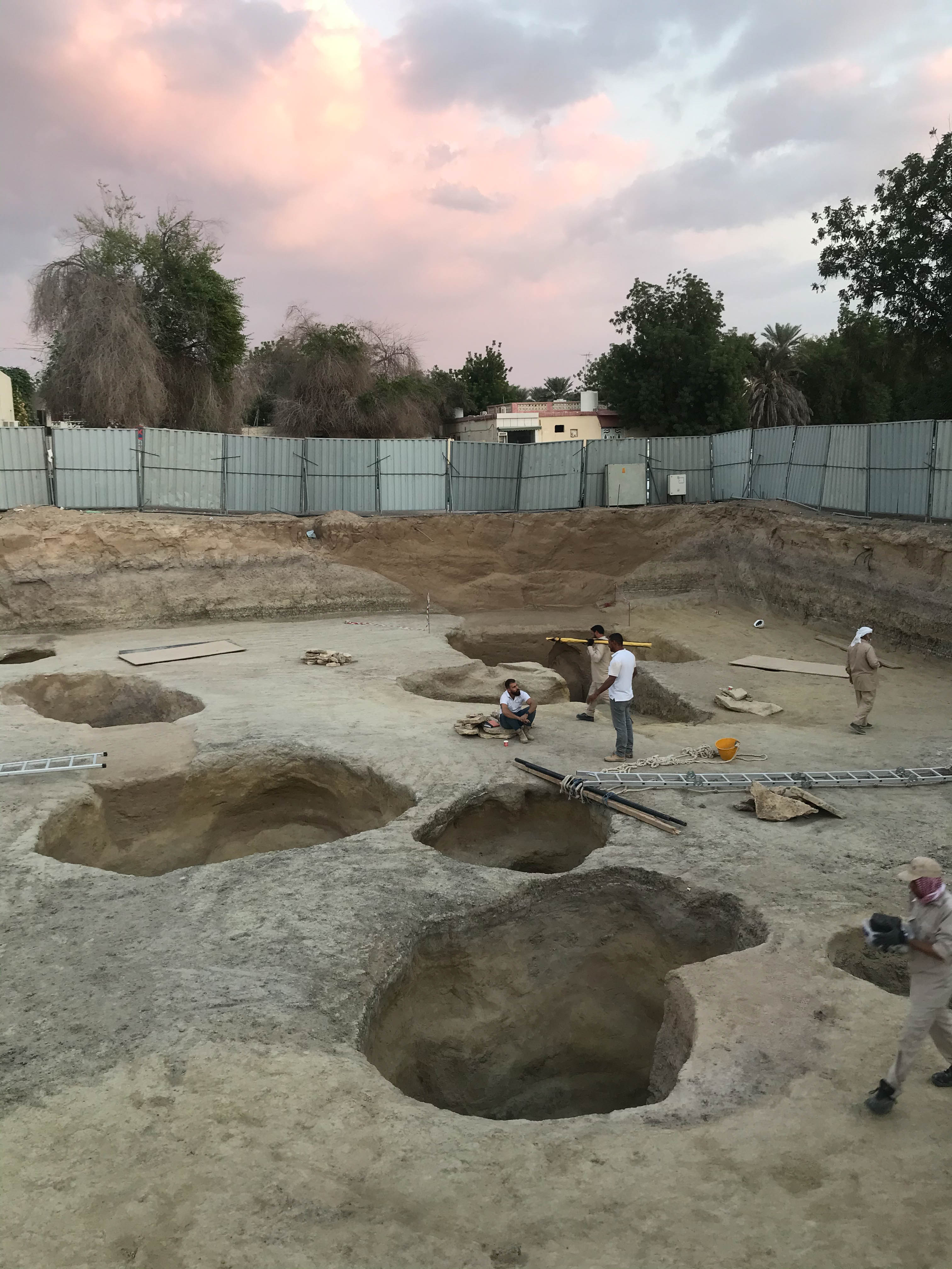 scale of site of excavation